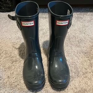 Work once outdoor Hunter Boots. Size US-6 UK-4 woman’s